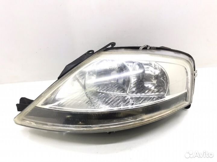 Фара Citroen C3 (2001-2009)