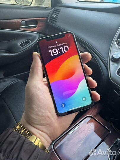 iPhone 11 Pro, 64 ГБ