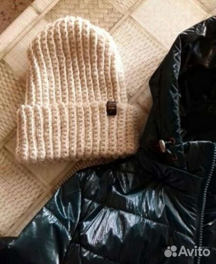 Женская шапка