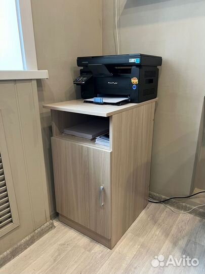 Продаю новые мобильную и приставную тумбы