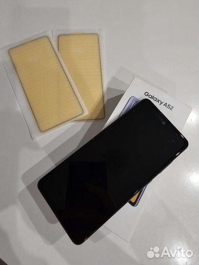 Телефон Samsung А 52 б/у