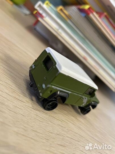 Hot wheels land rover