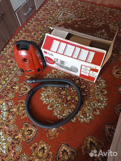 Пылесос Scarlett