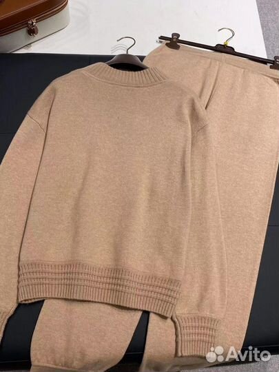 Кашемировый костюм loro piana