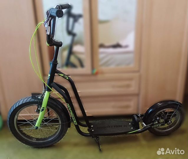 Внедорожный самокат с большими колесами Novatrack