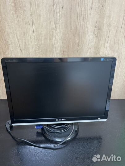 Монитор Samsung 22 дюйма