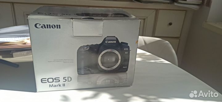 Зеркальный фотоаппарат canon 5d