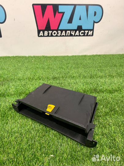 Бардачок Ford Mustang 6 рест. 2020