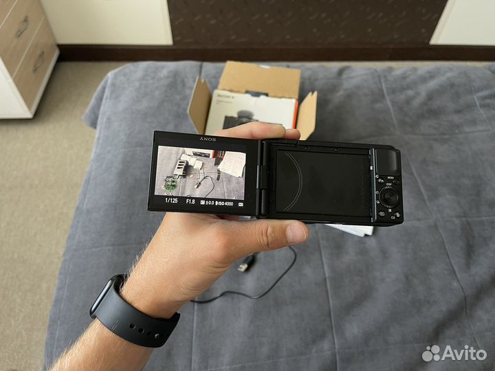 Sony zv-1 фото видео камера экшен (блогерская)