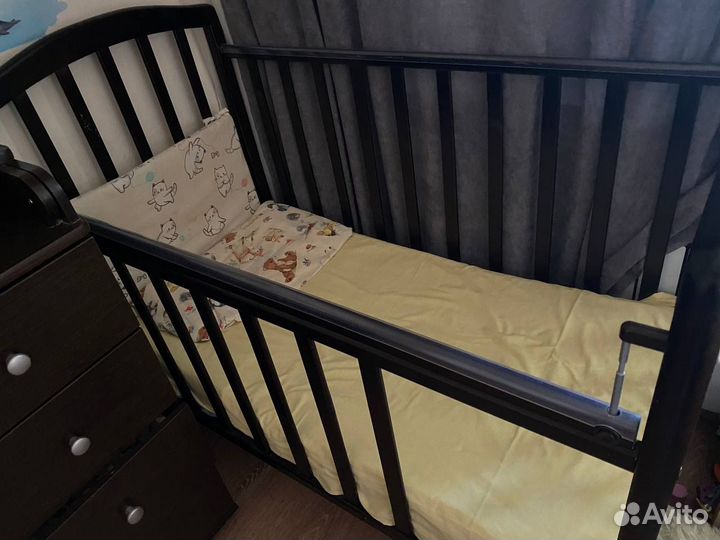 Кроватка детская