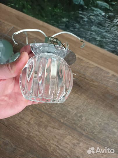 Светильник потолочный(натяжной потолок)