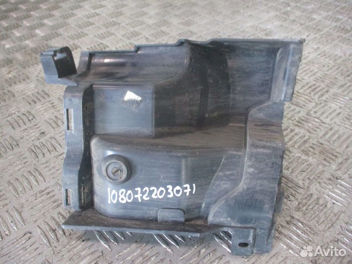 Накладка пола левая Mercedes-Benz A9406880181