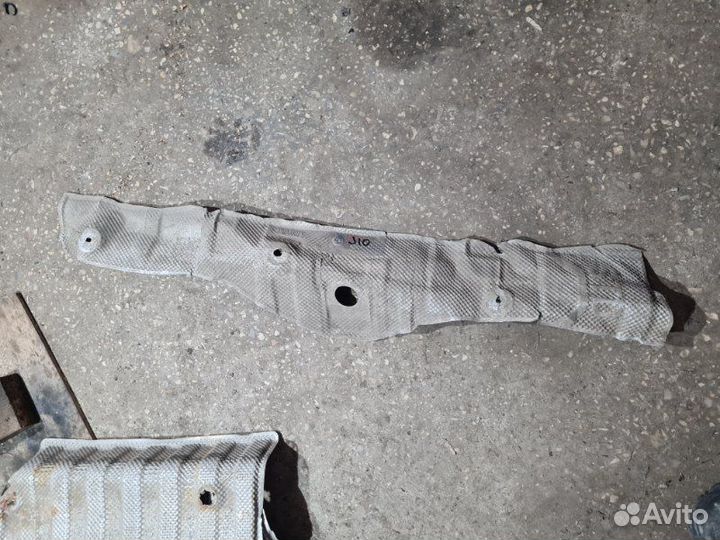 Тепловой экран Nissan Qashqai J10 HR16 2012