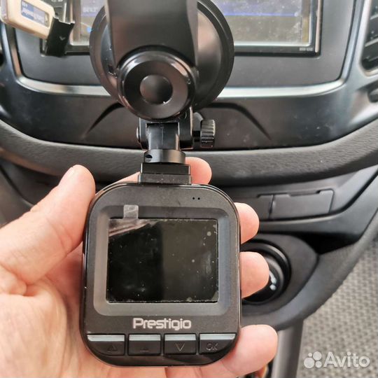 Видеоирегистратор Prestigio