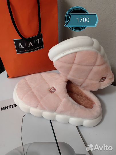 Косметички, тапочки