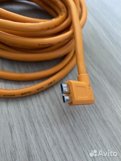 Кабель TetherPro USB-C to 3.0 Micro-B Right Angle