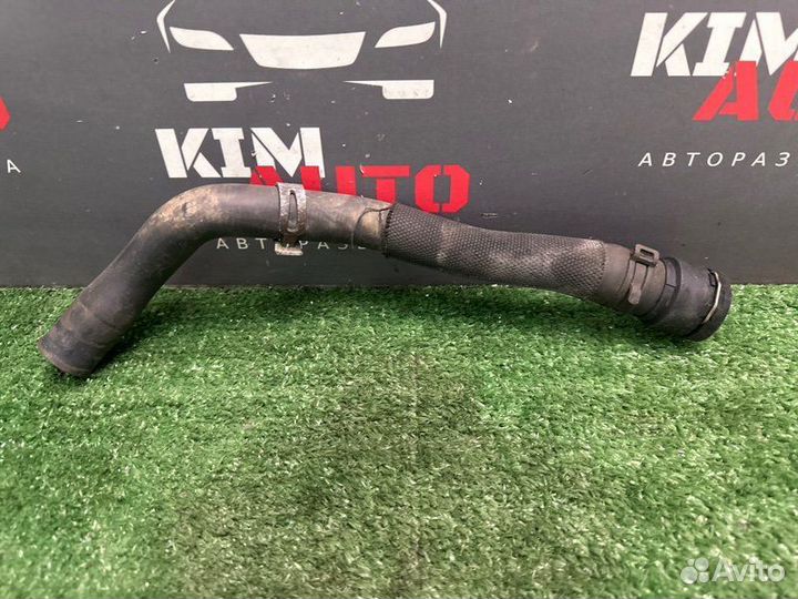 Патрубок радиатора Skoda Yeti 1.4 caxa 2014