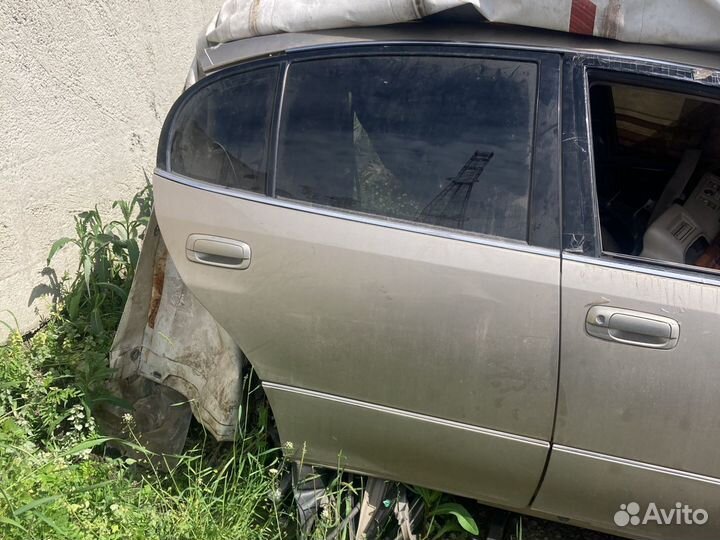 Дверь toyota aristo