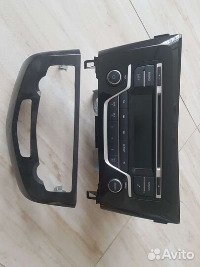 Штатная автомагнитола Nissan