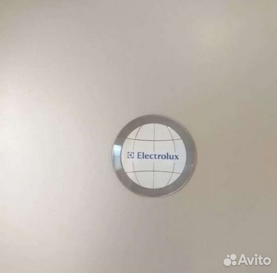 Холодильник двухкамерный Electrolux