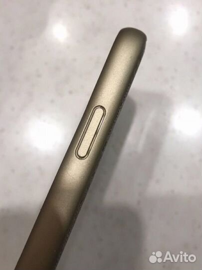 Чехол для iPhone 11 guess