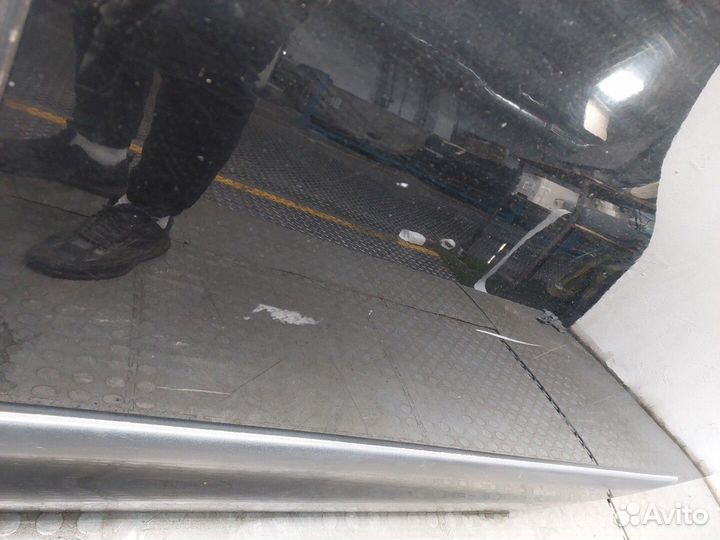 Дверь боковая левая задняя Volkswagen Sharan, 2003