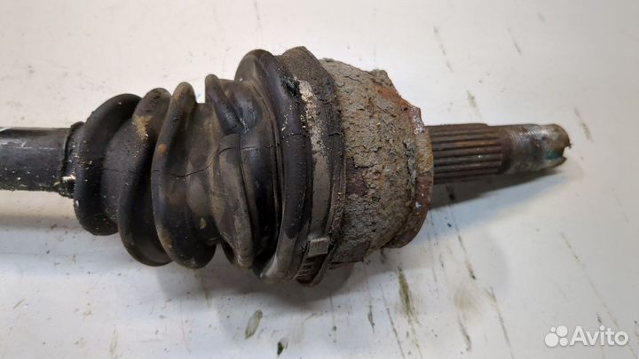 Полуось правая передняя Chevrolet Trax