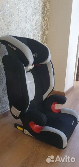 Автокресло Recaro Monza Nova (15-36кг) isofix