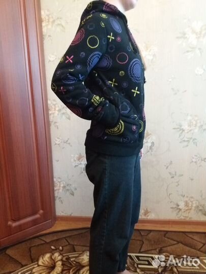 Толстовка с капюшоном