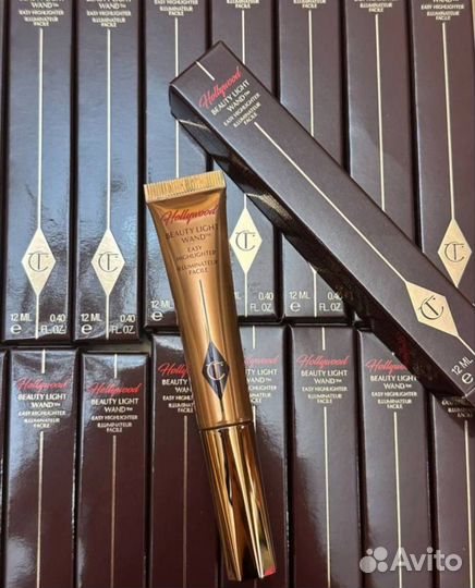 Charlotte tilbury хайлайтер spotlight