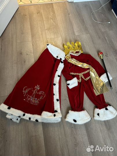 Новогодний костюм короля