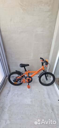 Детский велосипед btwin 16 robot 500