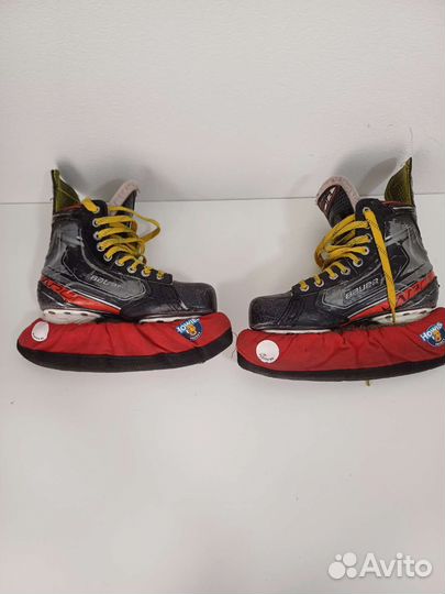Коньки хоккейные