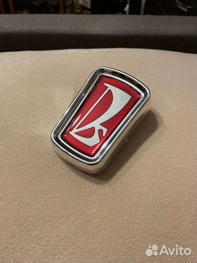 Коллекционная эмблема передка Ваз 2103