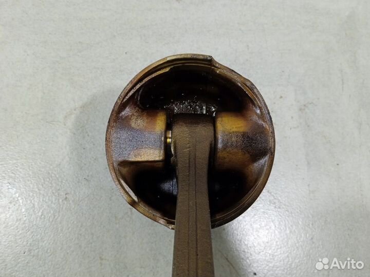 Поршень с шатуном Ауди