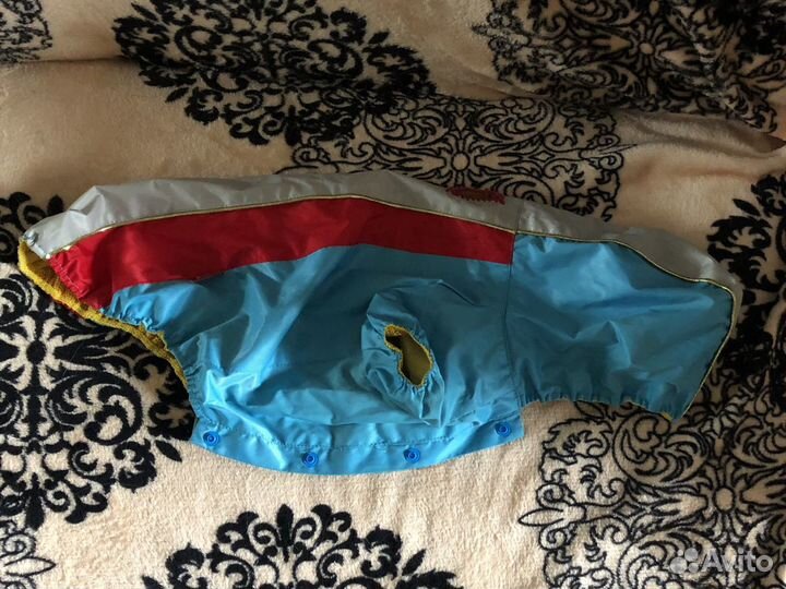 Продам куртку для небольшой собаки