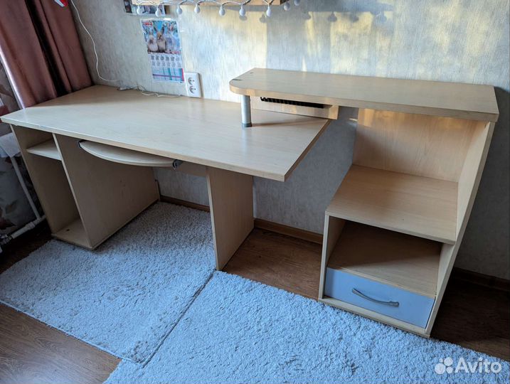 Стол письменный компьютерный угловой