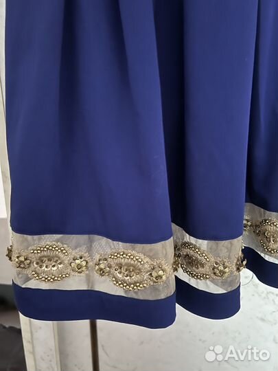 Нарядное платье