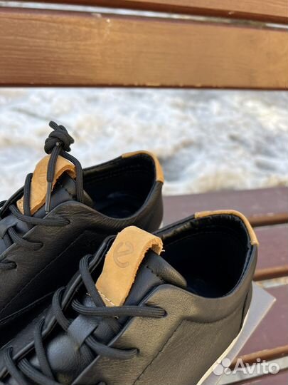 Кроссовки Ecco