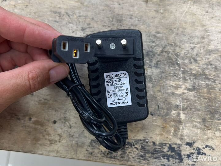 AC/DC адаптер, блок питания 14,6v 1a, 2a