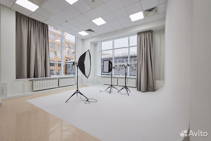 Аренда фотостудии с циклорамой «Источник света»