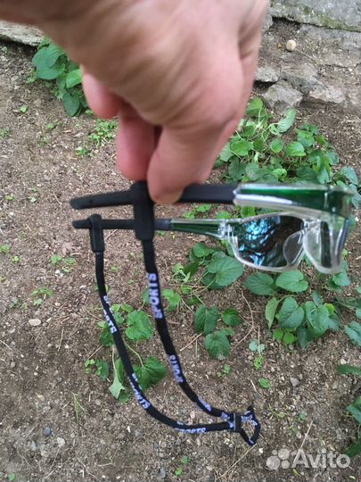 Солнцезащитные очки