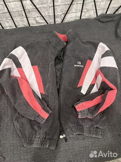 Balenciaga бомбер