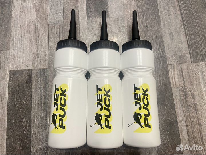 Хоккейные шнурки, бутылка, лента