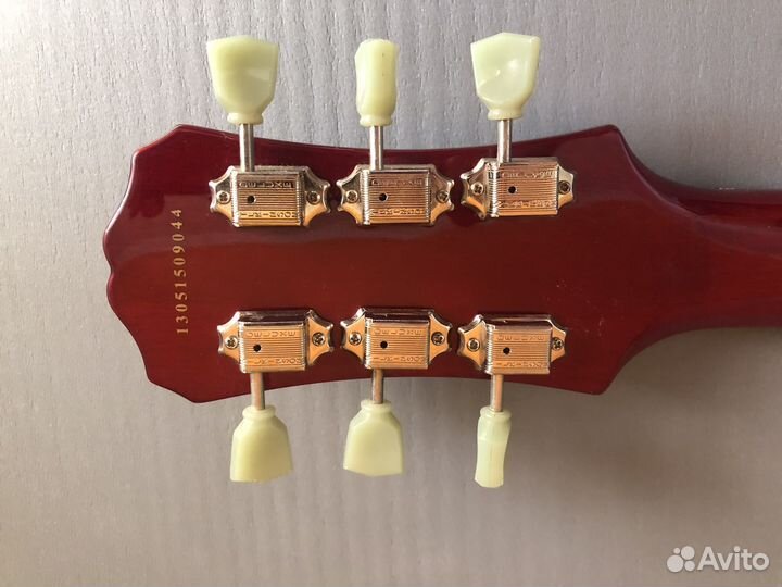 Электро гитара