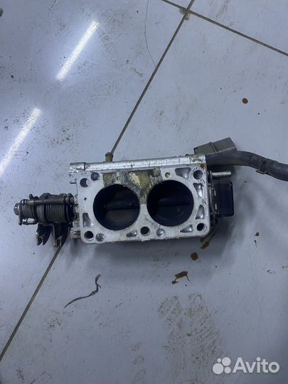 Дроссельная заслонка Nissan VG30E