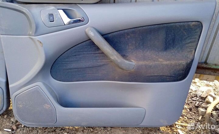 Карты (обшивки) дверей Skoda Octavia Tour A4