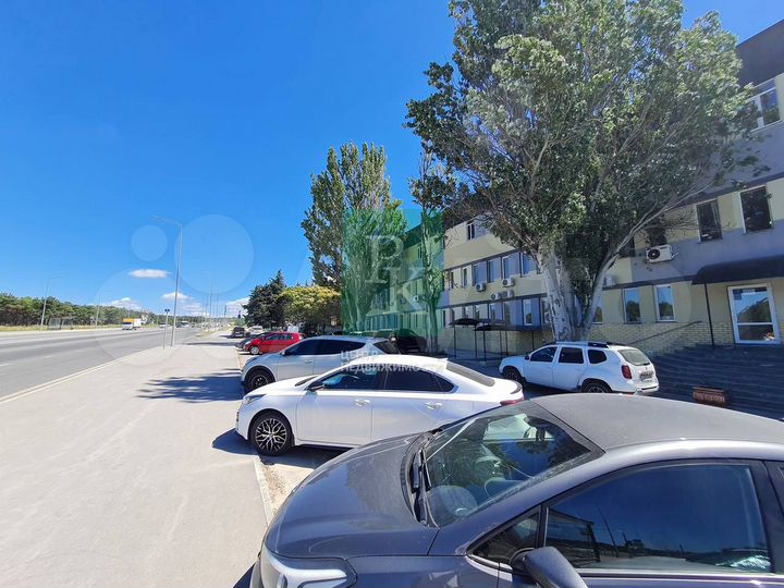 Торговое помещение 170 м² на Камышовом шоссе