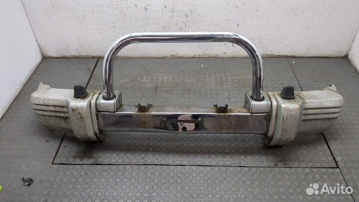 Бампер Mitsubishi Pajero, 1993