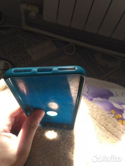 Чехол на смартфон